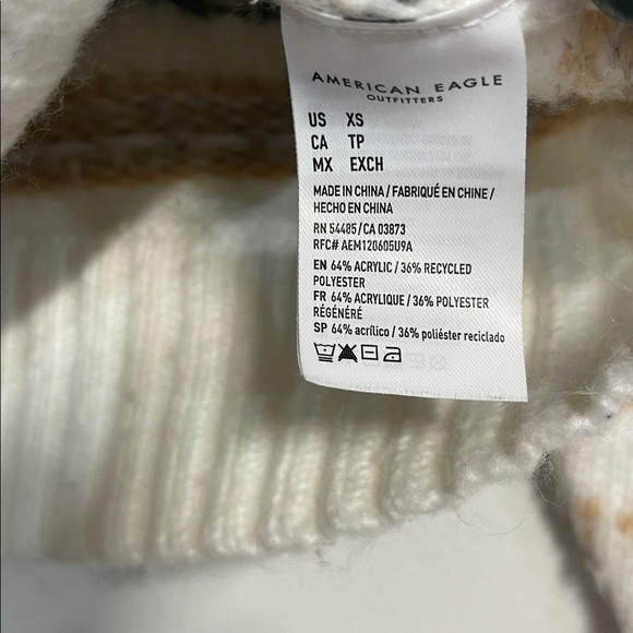 AMERICAN EAGLE WOMENS SO SOFT CREWNECK SWEATER WHITE FAIR ISLE PATTERN XS - Picture 4 of 5